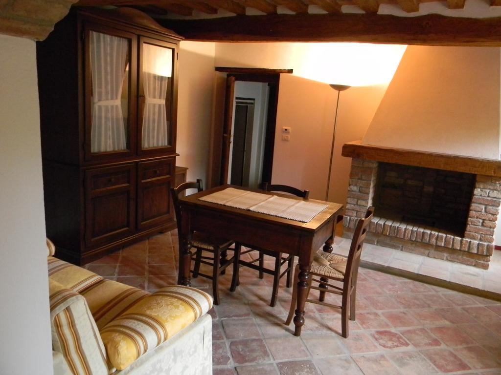 Residenza Ca D'Masseu Apartment Calamandrana Phòng bức ảnh